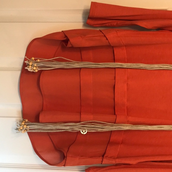 Blouse with layered look - Picture 2 of 5